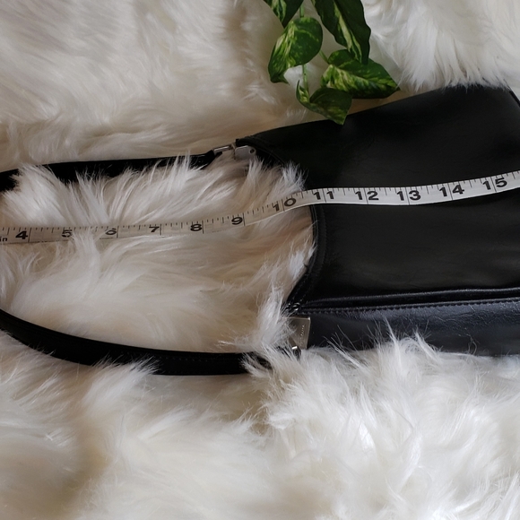 Purse - Picture 4 of 10